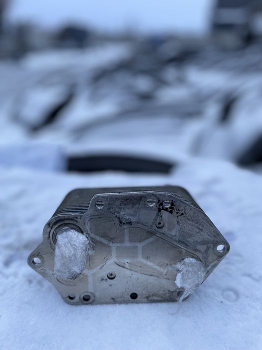 Маслоприйомник БМВ Е60 Е61 Е65 м57н Теплообмінник BMW Шрот