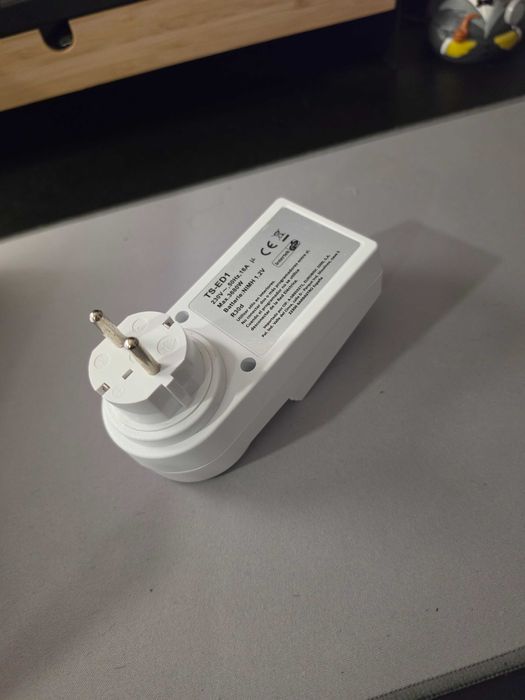 Tomada Digital Programável Masterclear TS‑ED1 – Bom Estado