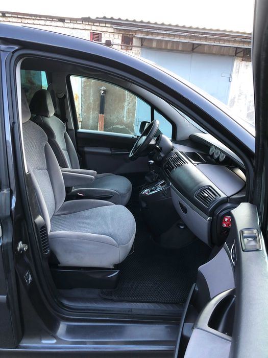 Peugeot 807 2006 ГАЗ