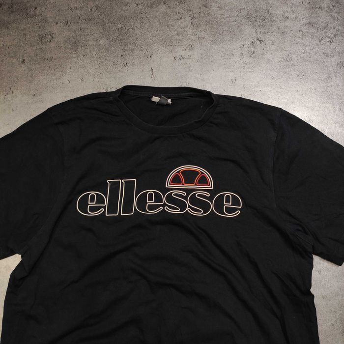 MĘSKA Bawełna Koszulka Ellesse Haftowane Logo Czarna Naszywka Sport