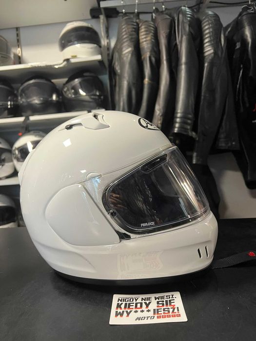 Wyprzedaż!! Używany Kask ARAI RENEGADE-V WHITE `L