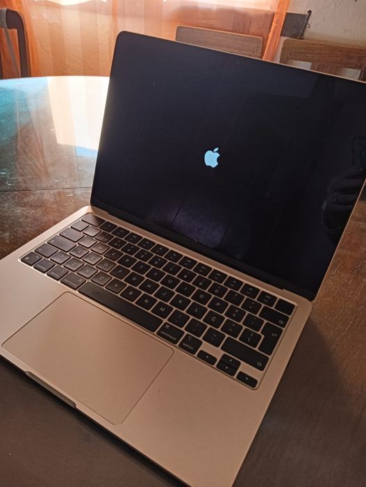 MacBook air 13" M1 - Como novo - Gold