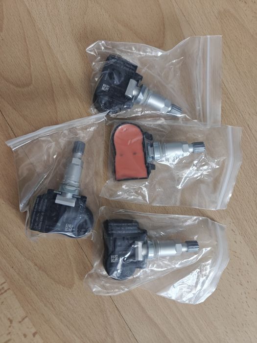 Komplet  - Czujniki ciśnienia w oponach(TMPS) Renault