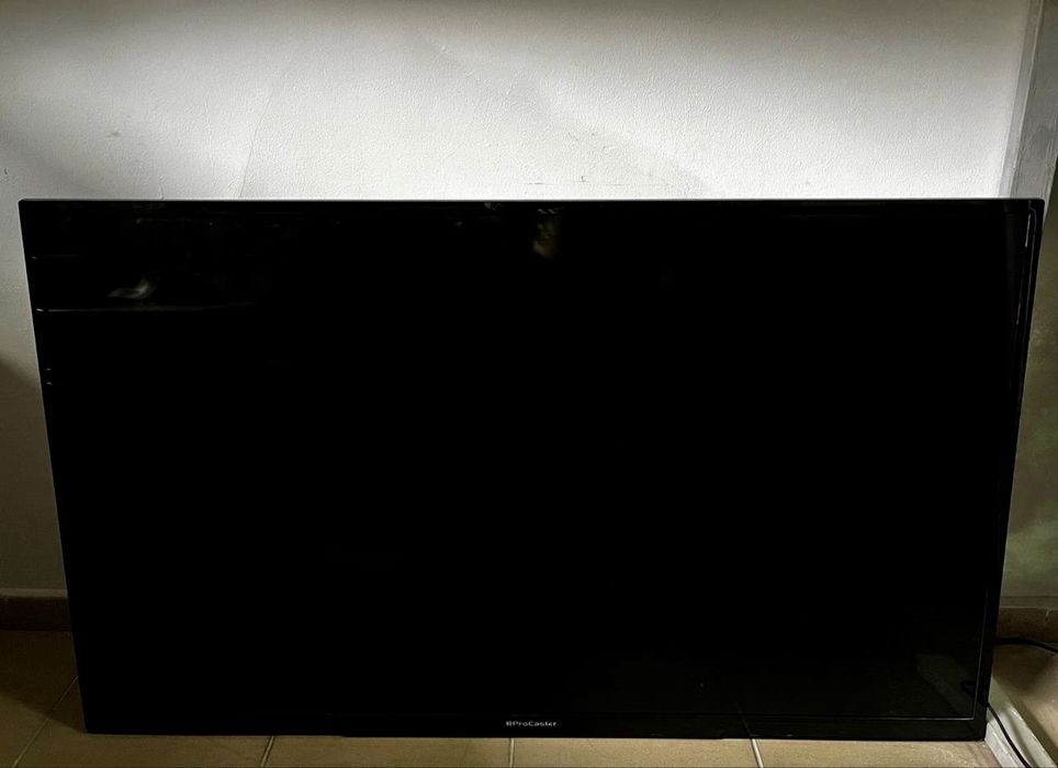 Телевізор ProCaster 50UNB800H Smart TV