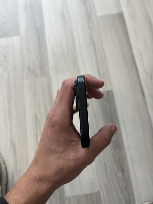 Iphone 15 256Gb, em ótimas condições