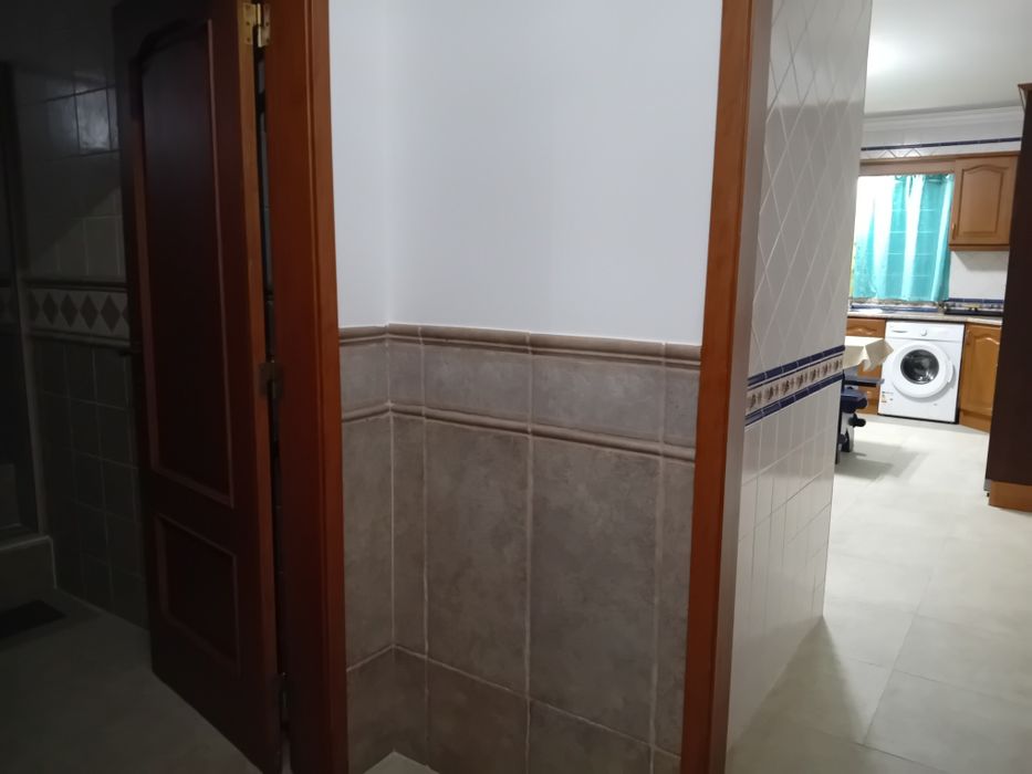 Alugo casa só com contrato Periferia Torres Vedras / Freguesia Ventosa