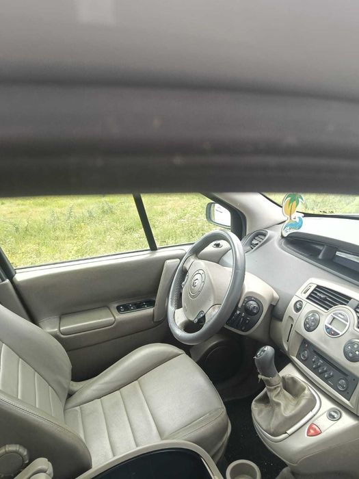 Carrinha ótima pra família