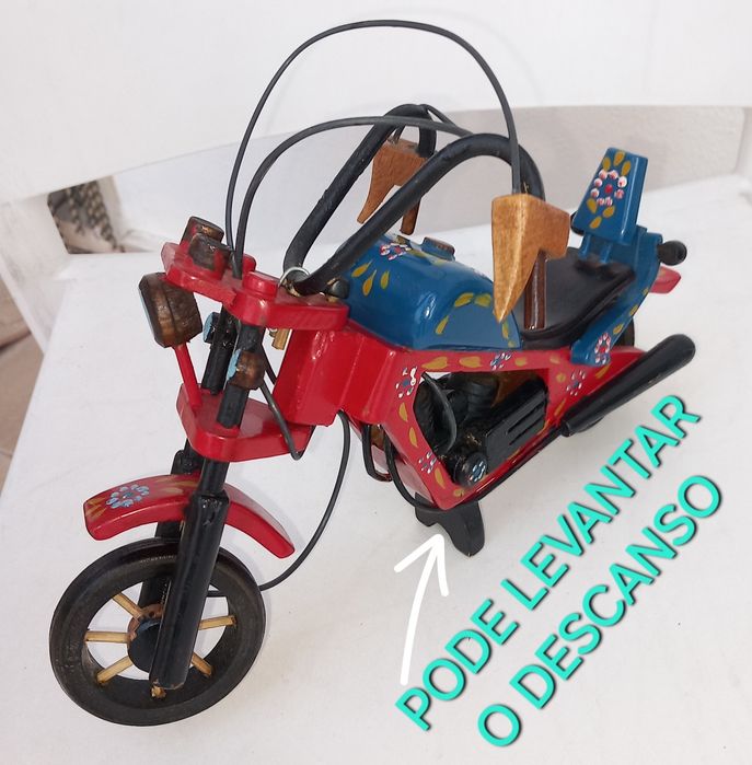 RÉPLICA DE MOTA EM MADEIRA PERFEITA E SEM DANOS. Colecção Casa Quarto Decoração Brincar