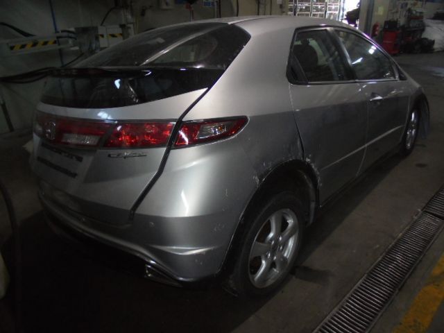 Carro MOT: L13Z1 CXVEL: PHE4 SPLM HONDA CIVIC 8 2009 1.4 100CV 5P CINZA  GASOLINA