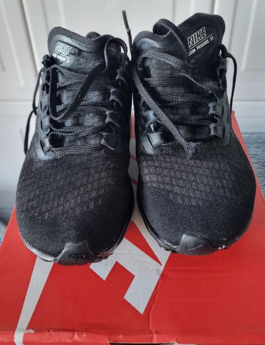 Nike  Air  Pegasus 37