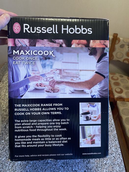 Медленноварка  RUSSELL HOBBS  22750 на 6 литров.