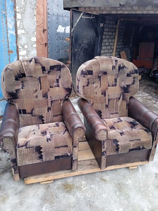 Крісла бу.в хорошому стані