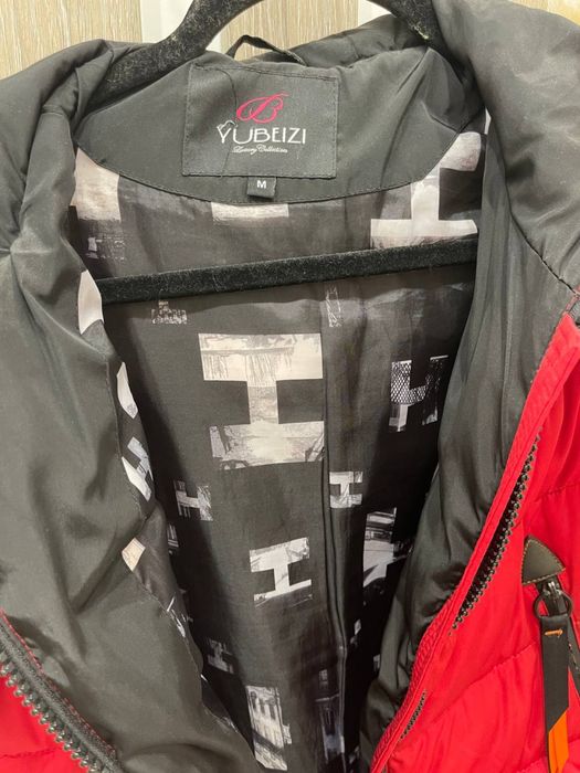 Пуховик теплый, не промокает