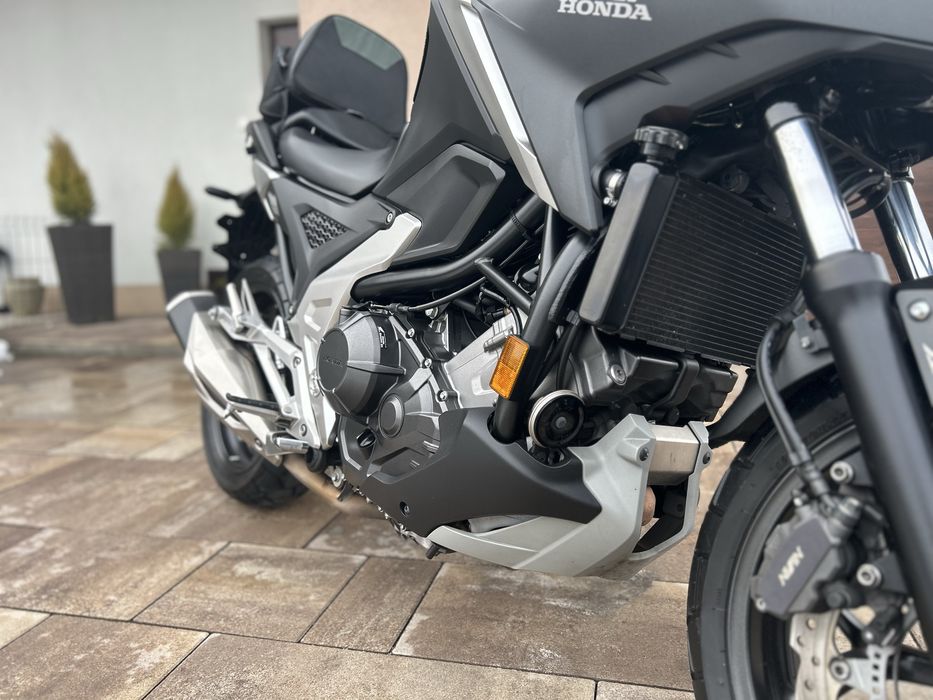 Honda NC750X super stan! Lift! ABS! Tryby jazdy! NC 750X NaVi Garmin