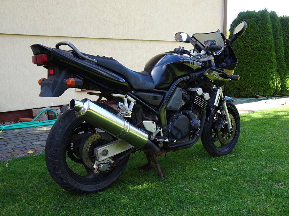 Yamaha FZS 600 Fazer silnik wydech kolektor lampa