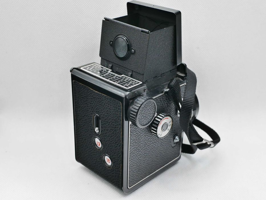 Aparat lustrzanka SLR Great Wall DF średni format 6x6