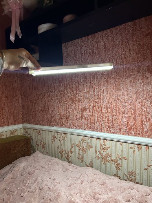 Акумуляторна світлодіодна лампа з датчиком руху 30 см