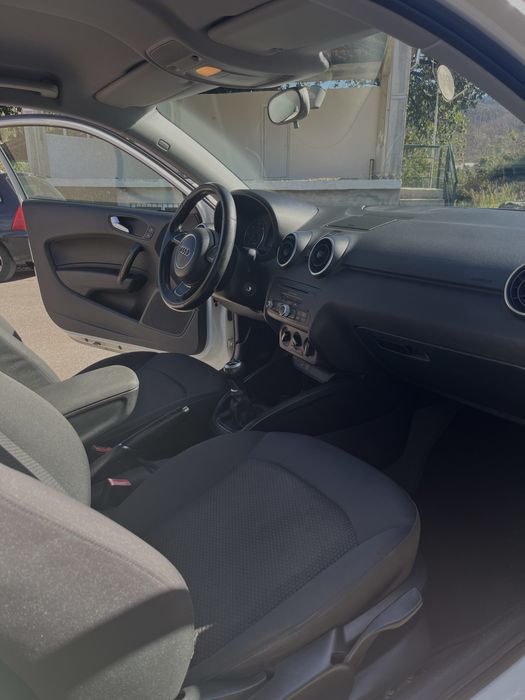 AUDI A1 1.6 TDI — photo 5