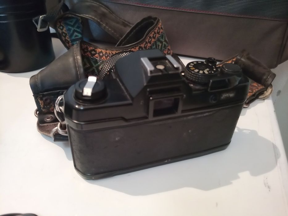 Câmara fotográfica Yashica FX-3