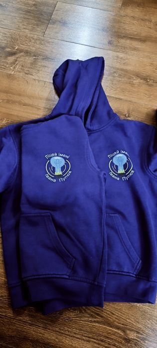 Худі , футболка фіолетового кольору 9 - 11 років
