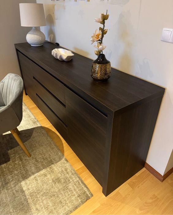 Mesa e aparador Wengue