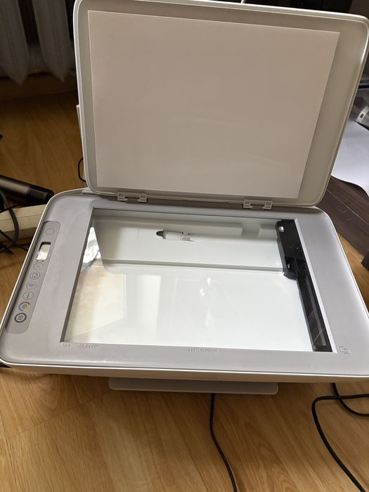 принтер HP DeskJet 272