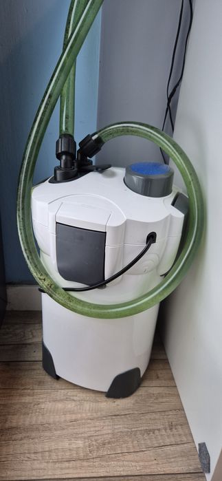 Zestaw akwarium 112l z rybkami i osprzętem