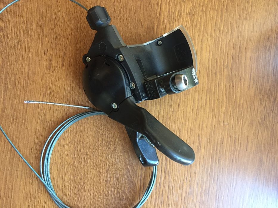 Shimano Alivio sl-m 4000, 3*9 швидкостей перемикачі манетки пара.