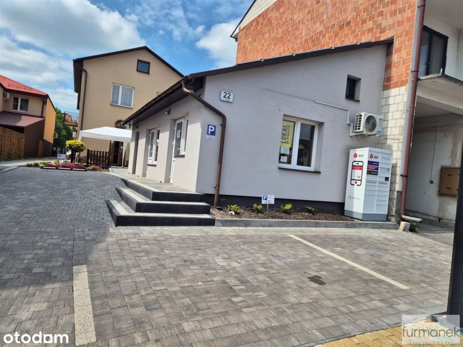 Budynek handlowo-usługowy z prywatnym parkingiem
