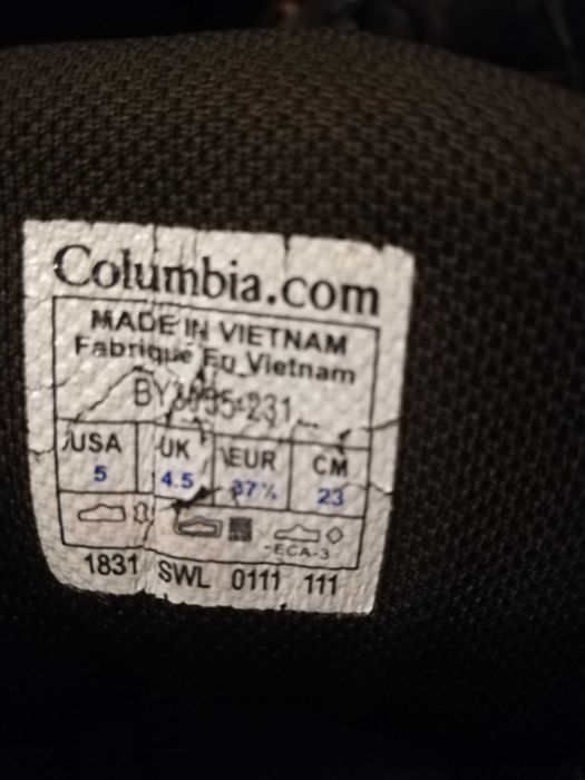 Botas castanhas Columbia rapaz