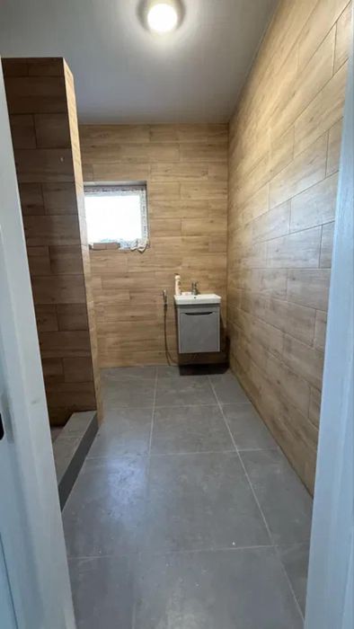 Продаж / Складське приміщення / вул. Польова, Стоянка