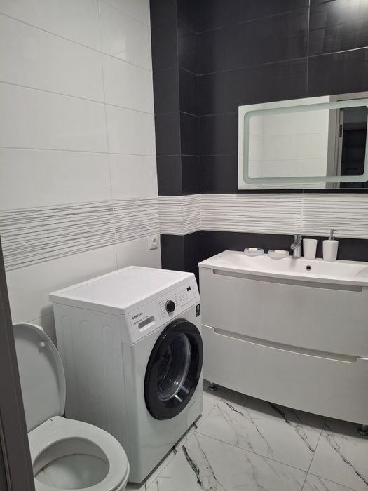 Подобова оренда  квартири в ЖК  Dream Town (привокзальний район)