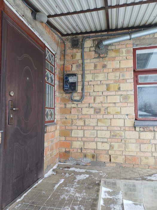 Продається 2-поверховий цегляний будинок м. Тараща