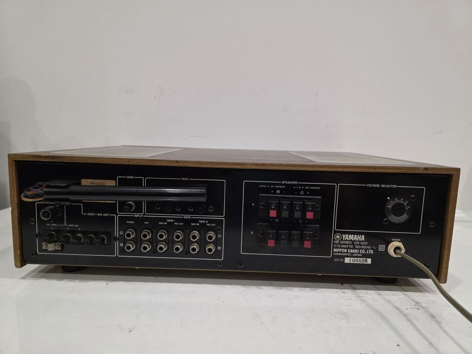 Na sprzedaż kultowy amplituner Yamaha CR-620 z cenionej serii