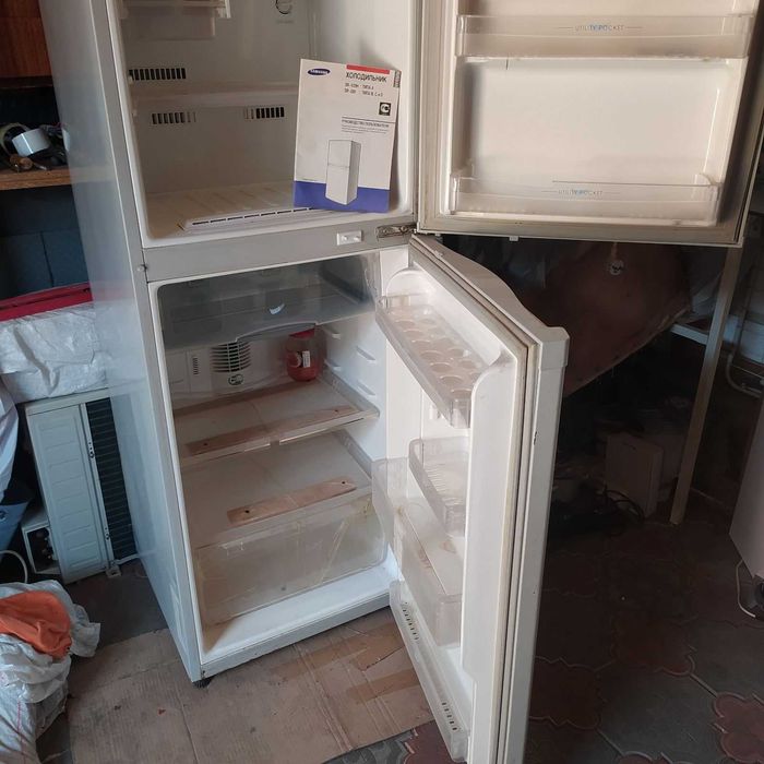 Продам  холодильник SAMSUNG