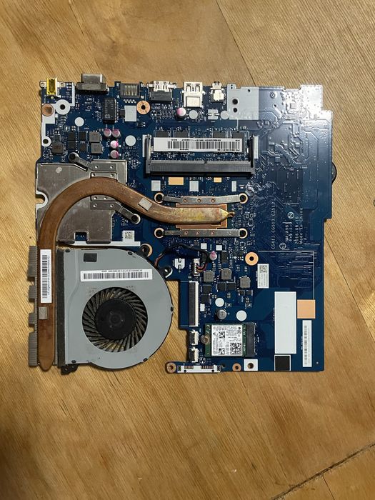 Lenovo 510-15ikb матплата  i5-7200 940mx 2gb топкейс