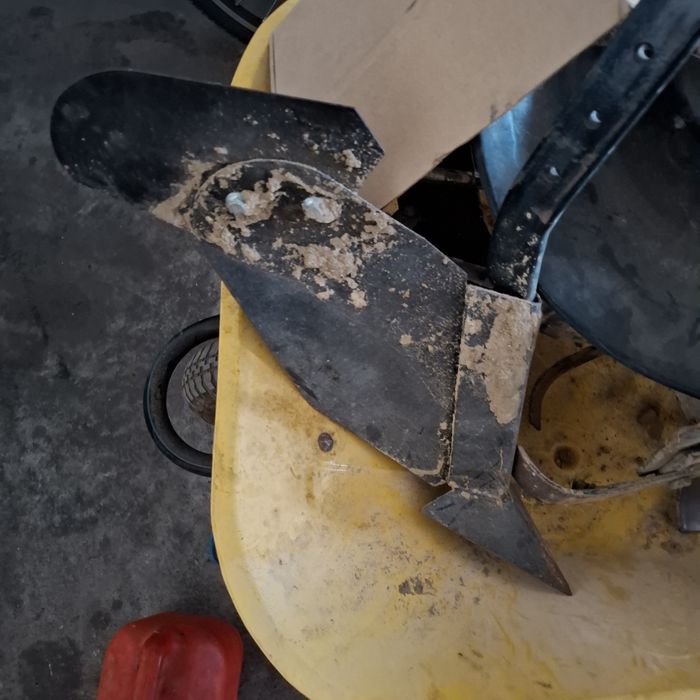 Moto enchada em ótimo estado