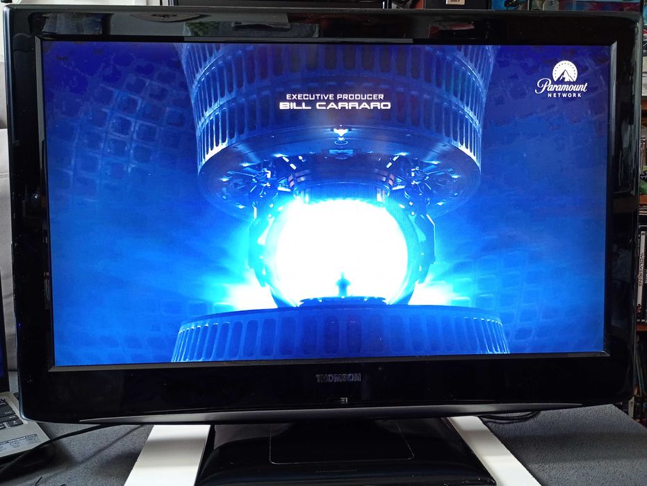Telewizor Thomson 32" 32FR5234 stan B.Dobry