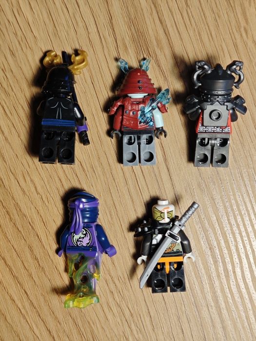 LEGO minifigurki ninjago