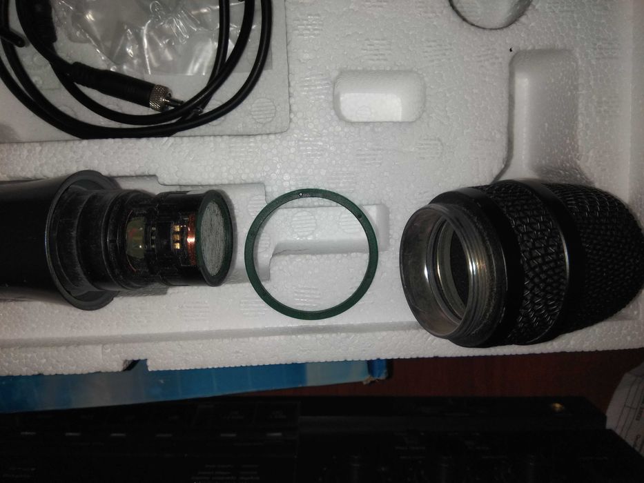 Радіо мікрофон Sennheiser EW100 G2 E (830-866) Без бази! Оригінал!