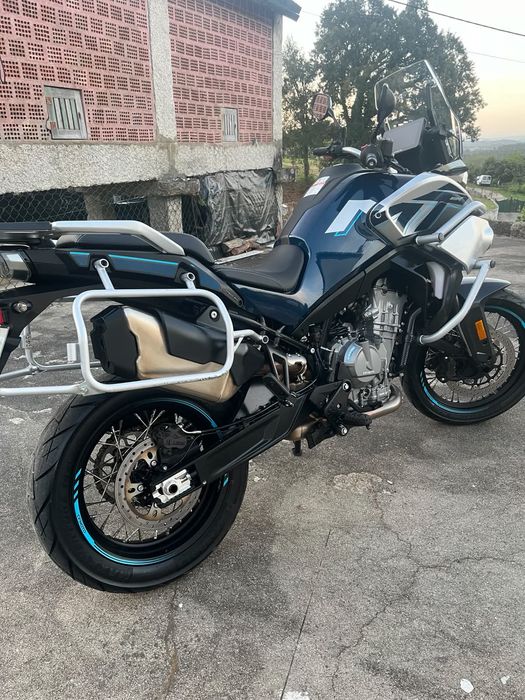 Vendo mt 800 cf motos