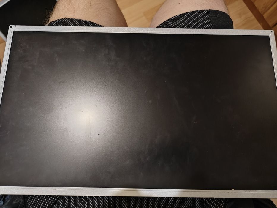 Матриця m185xw01 1366×768