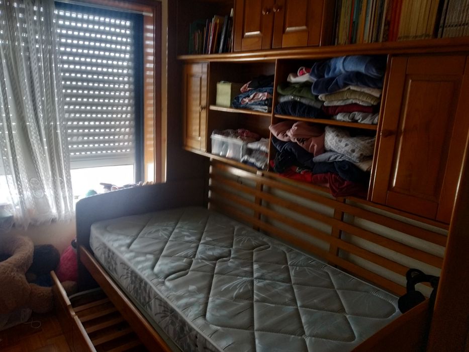 Vendo estante cama dupla