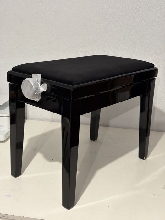 Banco de piano Roland