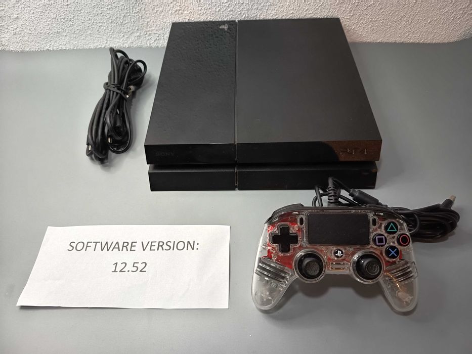 Playstation 4 (Software Baixo)