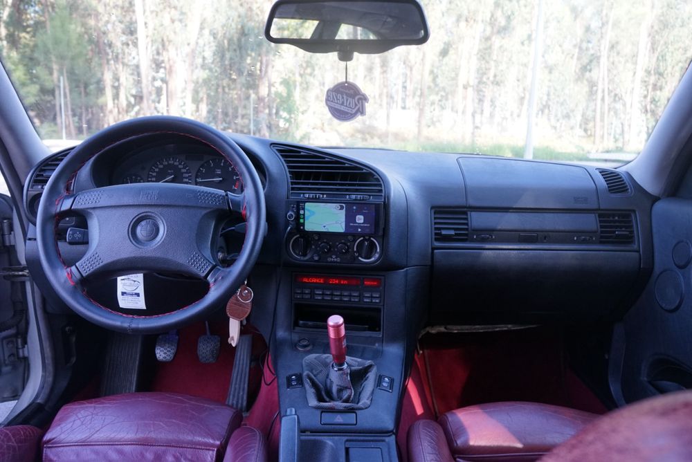 Bmw e36 318is 1994 — photo 5