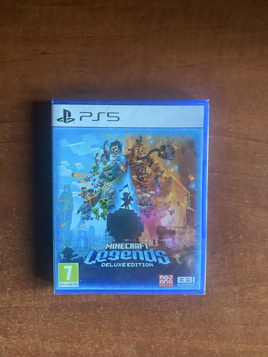 Minecraft Legends Deluxe Edition