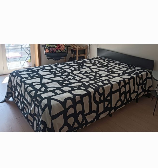 Colchão, estrado e estrutura cama