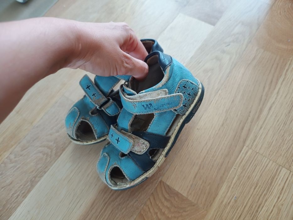 Sandałki Wojtyłko 25
