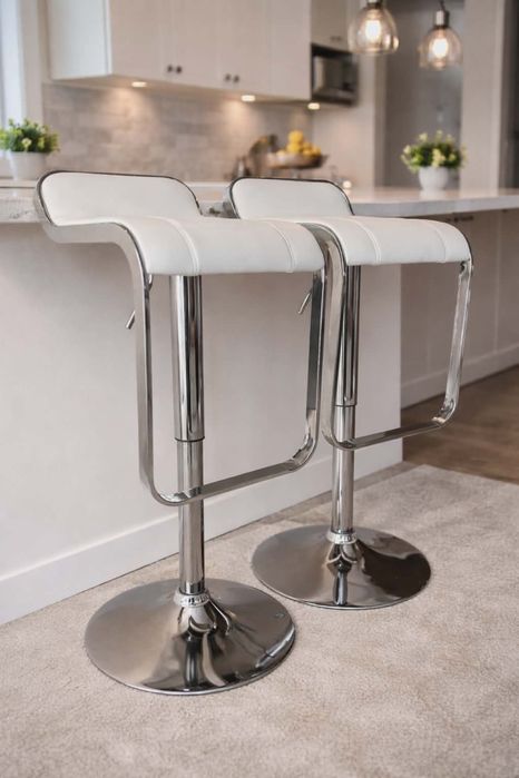 Hokery barowe biale (ekoskóra)